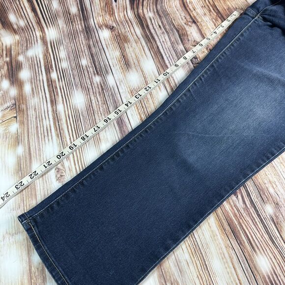 Levi's MID RISE SKINNY Womens Size 12 Blue Jeans Denim Capri Crop Pants 30X24 - Picture 7 of 11